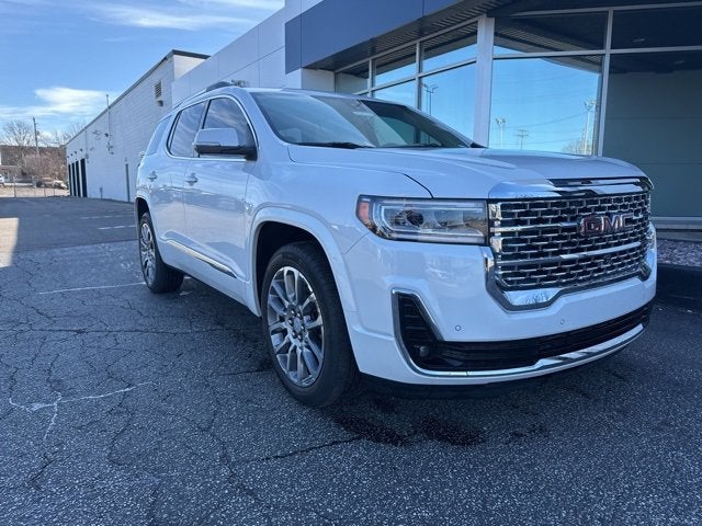 2023 GMC Acadia Denali