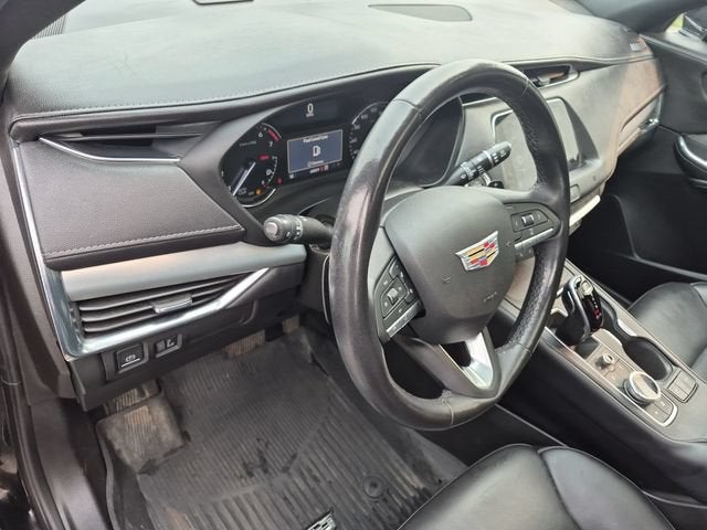 2021 Cadillac XT4 AWD Premium Luxury