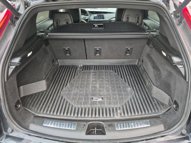 2021 Cadillac XT4 AWD Premium Luxury