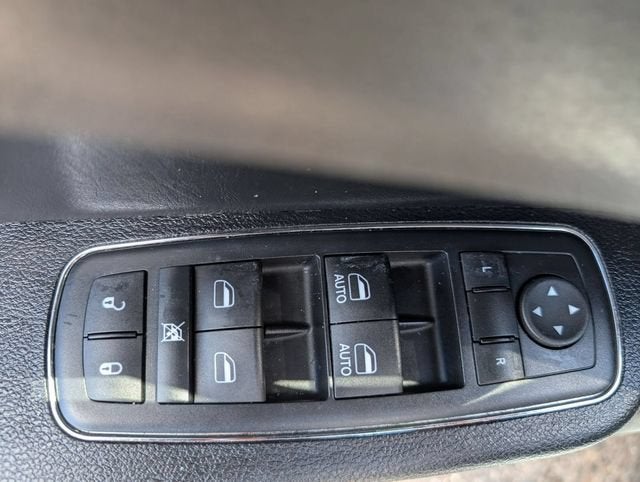 2016 Chrysler 300 300S