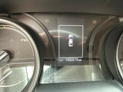 2022 Toyota Camry SE Hybrid