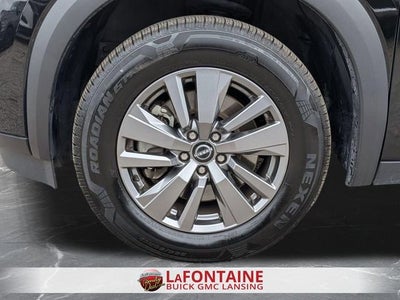2025 Nissan Pathfinder SV 4WD