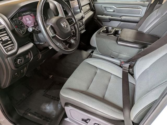 2020 RAM 1500 Big Horn Crew Cab 4x4 5'7" Box