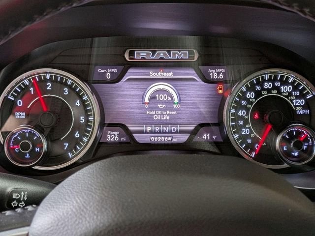 2020 RAM 1500 Big Horn Crew Cab 4x4 5'7" Box