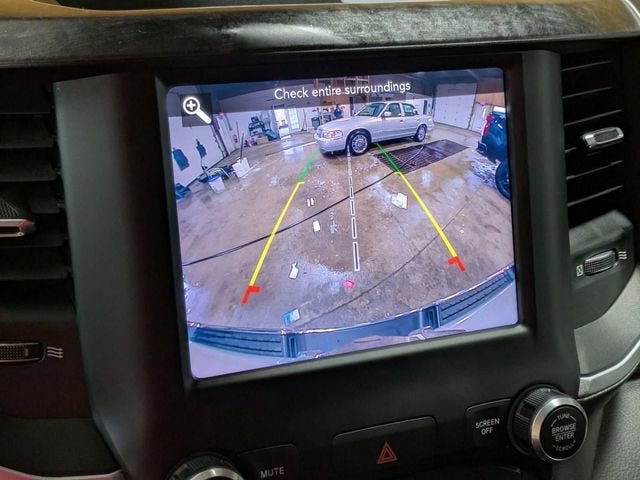 2020 RAM 1500 Big Horn Crew Cab 4x4 5'7" Box