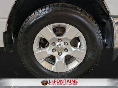 2020 RAM 1500 Big Horn Crew Cab 4x4 5'7" Box