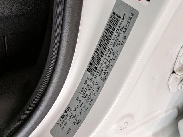 2020 RAM 1500 Big Horn Crew Cab 4x4 5'7" Box