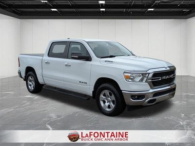 2020 RAM 1500 Big Horn Crew Cab 4x4 5'7" Box