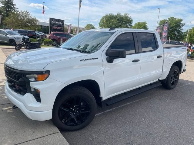 2022 Chevrolet Silverado 1500 Custom