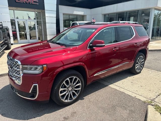 2023 GMC Acadia Denali