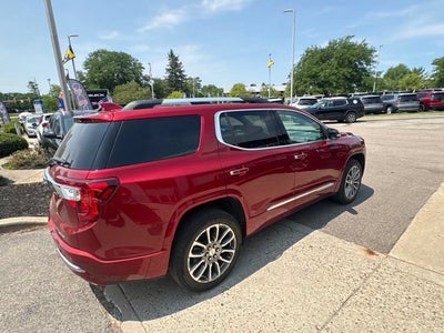 2023 GMC Acadia Denali