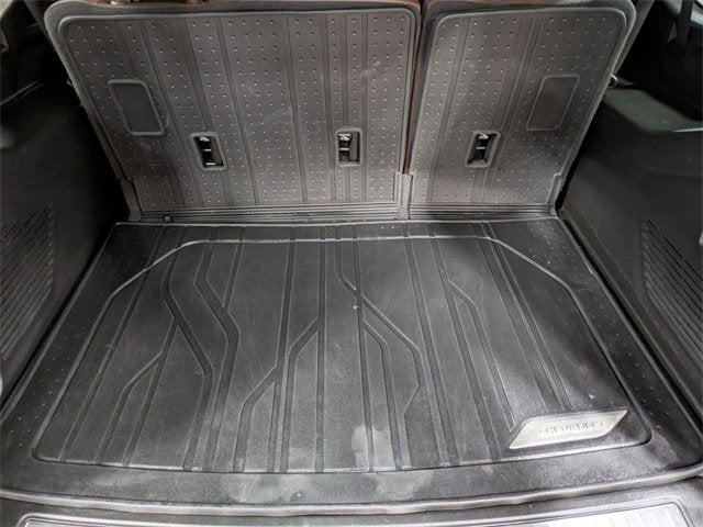 2022 Chevrolet Suburban High Country