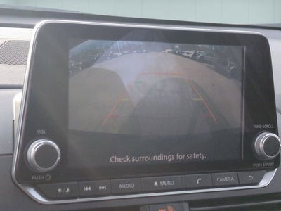 2025 Nissan Altima SR FWD