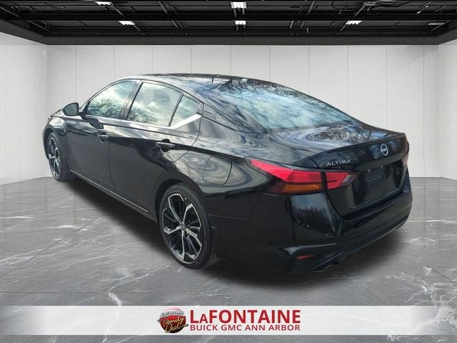 2025 Nissan Altima SR FWD