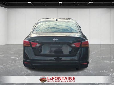 2025 Nissan Altima SR FWD