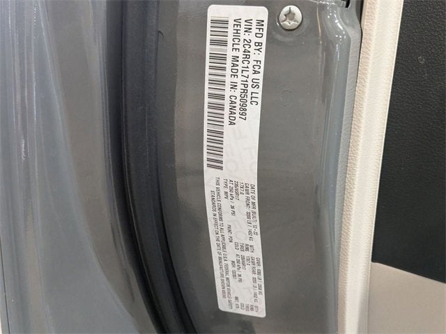 2023 Chrysler Pacifica Hybrid Touring L