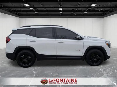 2024 GMC Terrain AT4