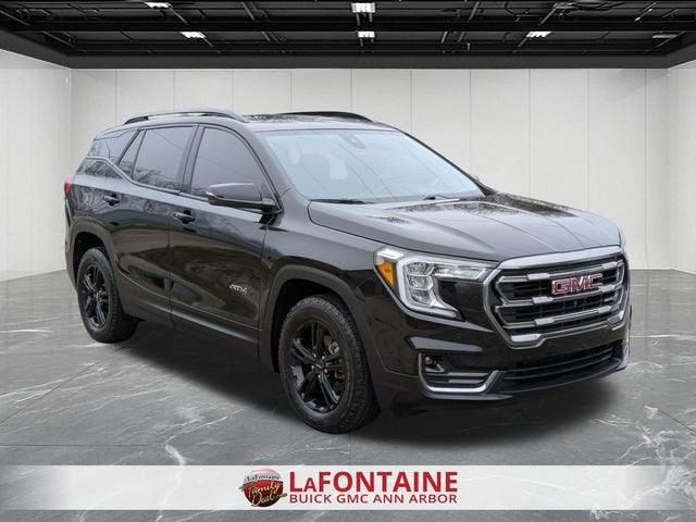 2023 GMC Terrain AT4