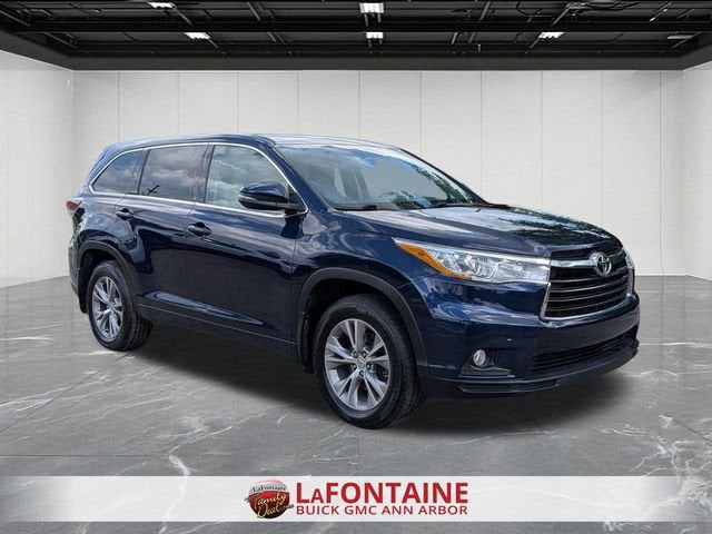 2015 Toyota Highlander LE