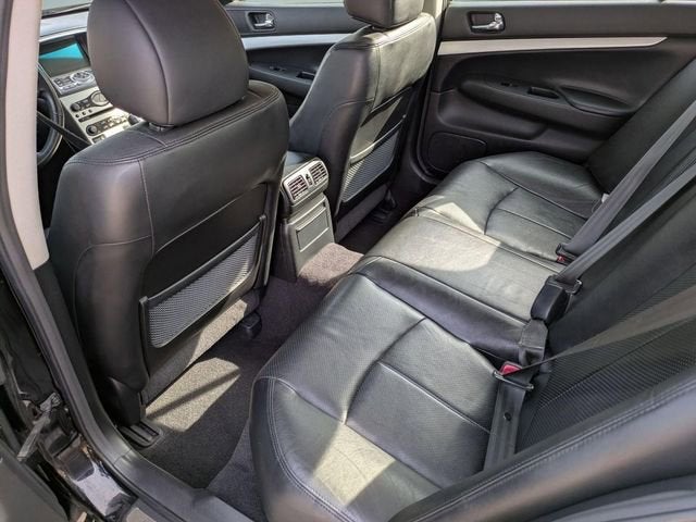 2009 INFINITI G37x x