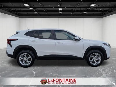 2025 Chevrolet Trax LS