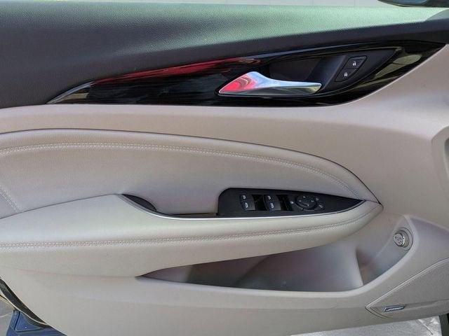 2020 Buick Regal TourX Essence