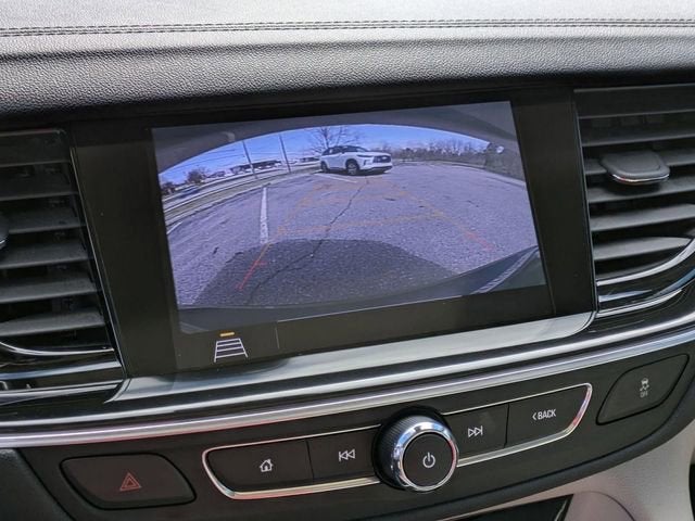 2020 Buick Regal TourX Essence