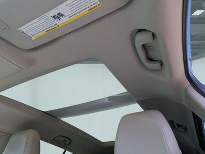 2020 Buick Regal TourX Essence