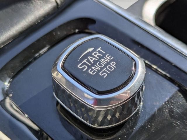 2022 Volvo XC90 T5 Momentum 7 Passenger