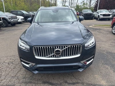 2024 Volvo XC90 B5 Plus Bright Theme
