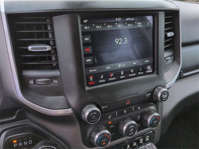 2020 RAM 1500 Big Horn Crew Cab 4x4 5'7" Box