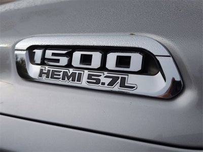 2020 RAM 1500 Big Horn Crew Cab 4x4 5'7" Box