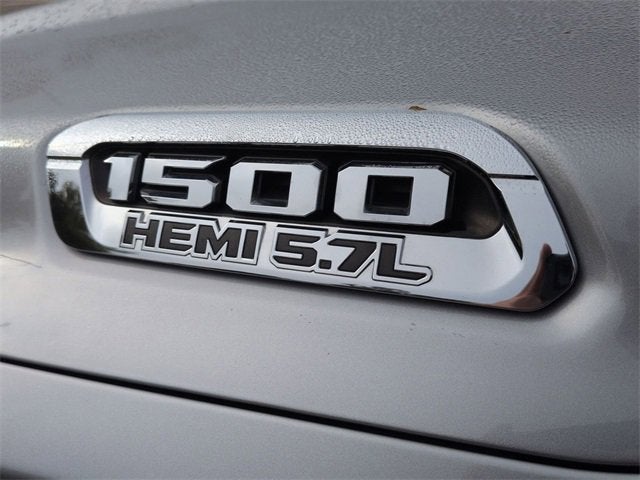 2020 RAM 1500 Big Horn Crew Cab 4x4 5'7" Box