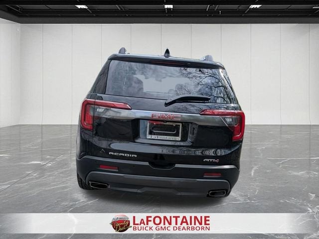 2023 GMC Acadia AT4