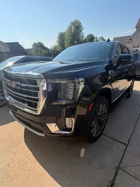 2022 GMC Yukon SLT