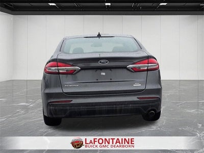 2020 Ford Fusion SE