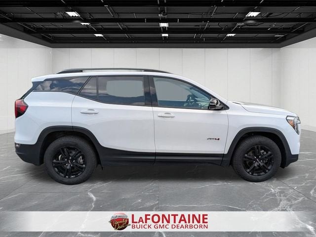 2023 GMC Terrain AT4
