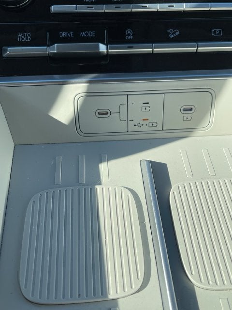 2025 Hyundai Santa Fe SE