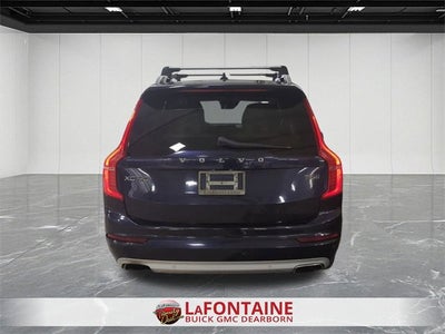 2016 Volvo XC90 T6 Momentum