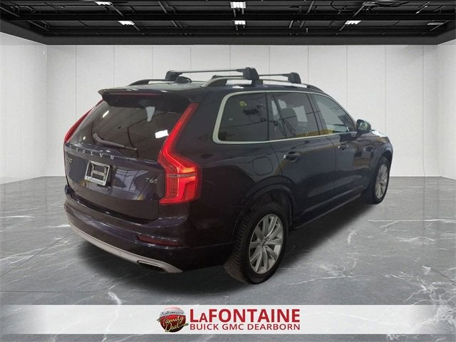2016 Volvo XC90 T6 Momentum