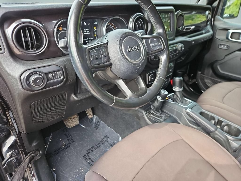 2020 Jeep Wrangler Unlimited Black and Tan - Photo 10