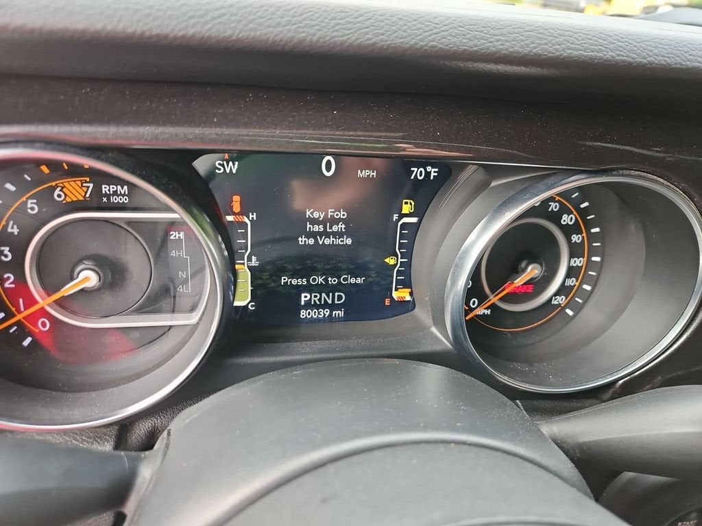 2020 Jeep Wrangler Unlimited Black and Tan - Photo 11