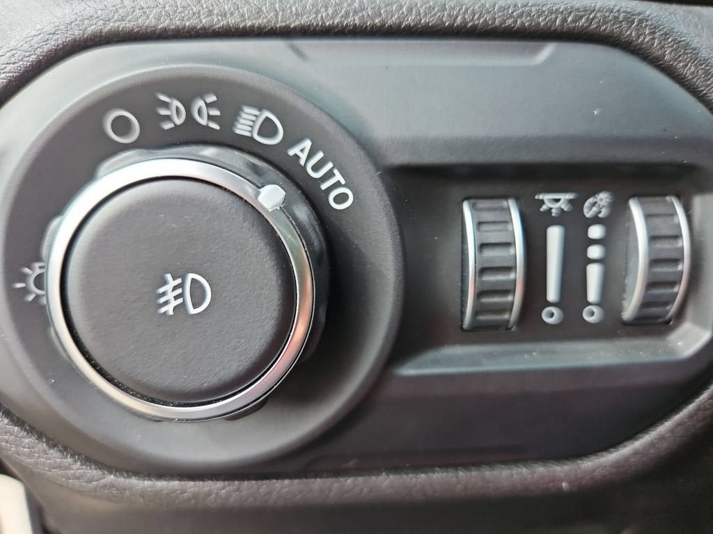 2020 Jeep Wrangler Unlimited Black and Tan - Photo 17