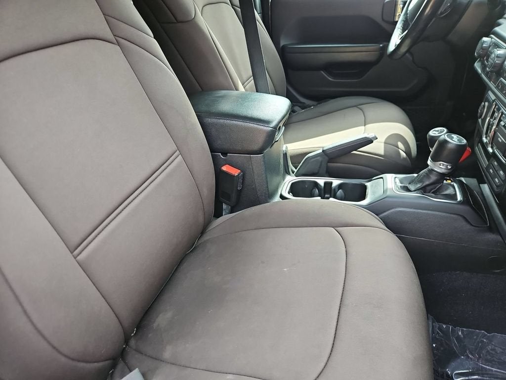 2020 Jeep Wrangler Unlimited Black and Tan - Photo 26