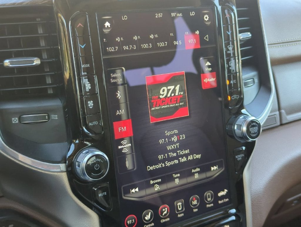 2020 RAM Ram 1500 Pickup Laramie - Photo 13