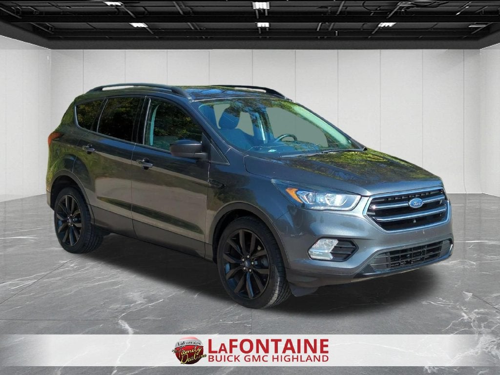 Used 2019 Ford Escape SE with VIN 1FMCU0GD6KUA76548 for sale in Highland Charter Township, MI