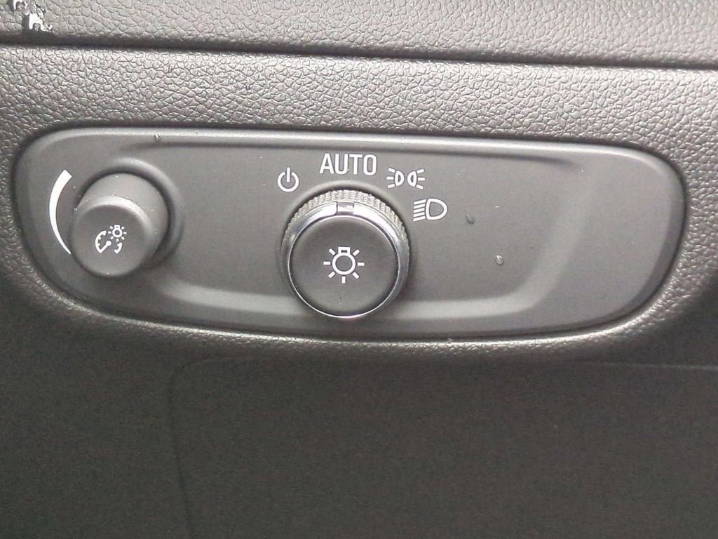 2023 Chevrolet Bolt EUV LT Redline