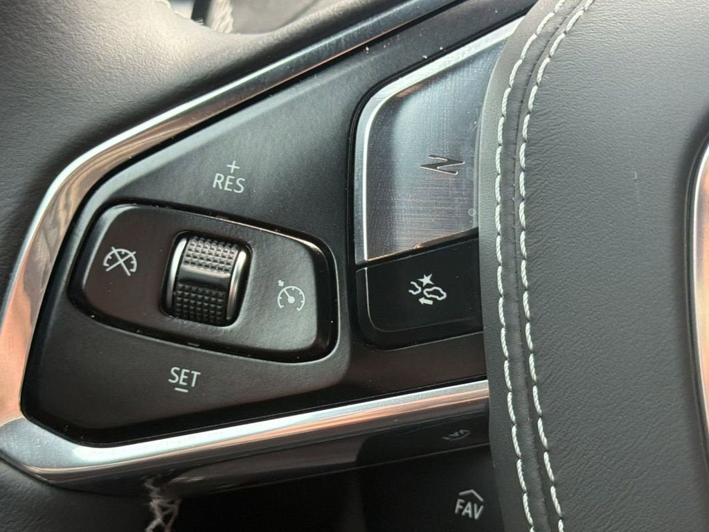 2025 Chevrolet Corvette Stingray 1LT