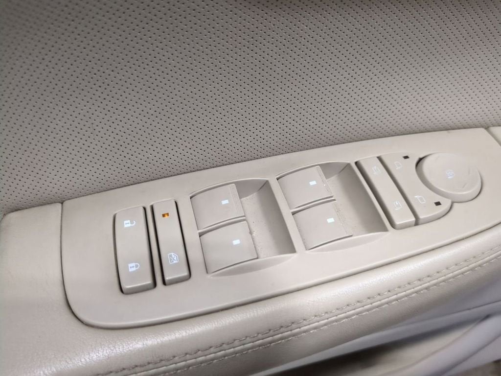 2008 Cadillac DTS w/1SD