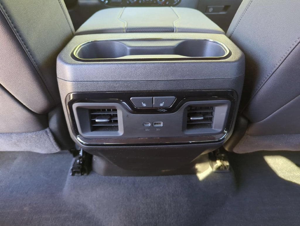 2025 Chevrolet Silverado 2500HD ZR2 - Photo 22